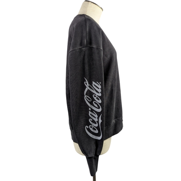 The Laundry Room Coca Cola Disco Print Sweatshirt Thumbholes Black Snow M NWT - Picture 6 of 15